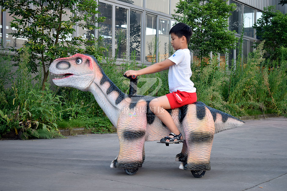 霸王龍（廣場(chǎng)車(chē)）